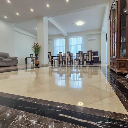 Focşani Green Park Boutique Hotel מראה חיצוני תמונה