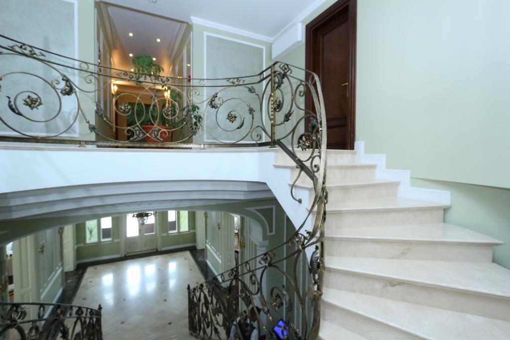 Focşani Green Park Boutique Hotel מראה חיצוני תמונה